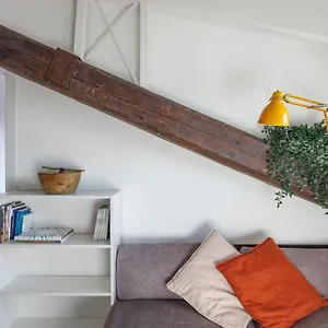 Xenia - Newly Renovated Flat In Fiera Area Milano