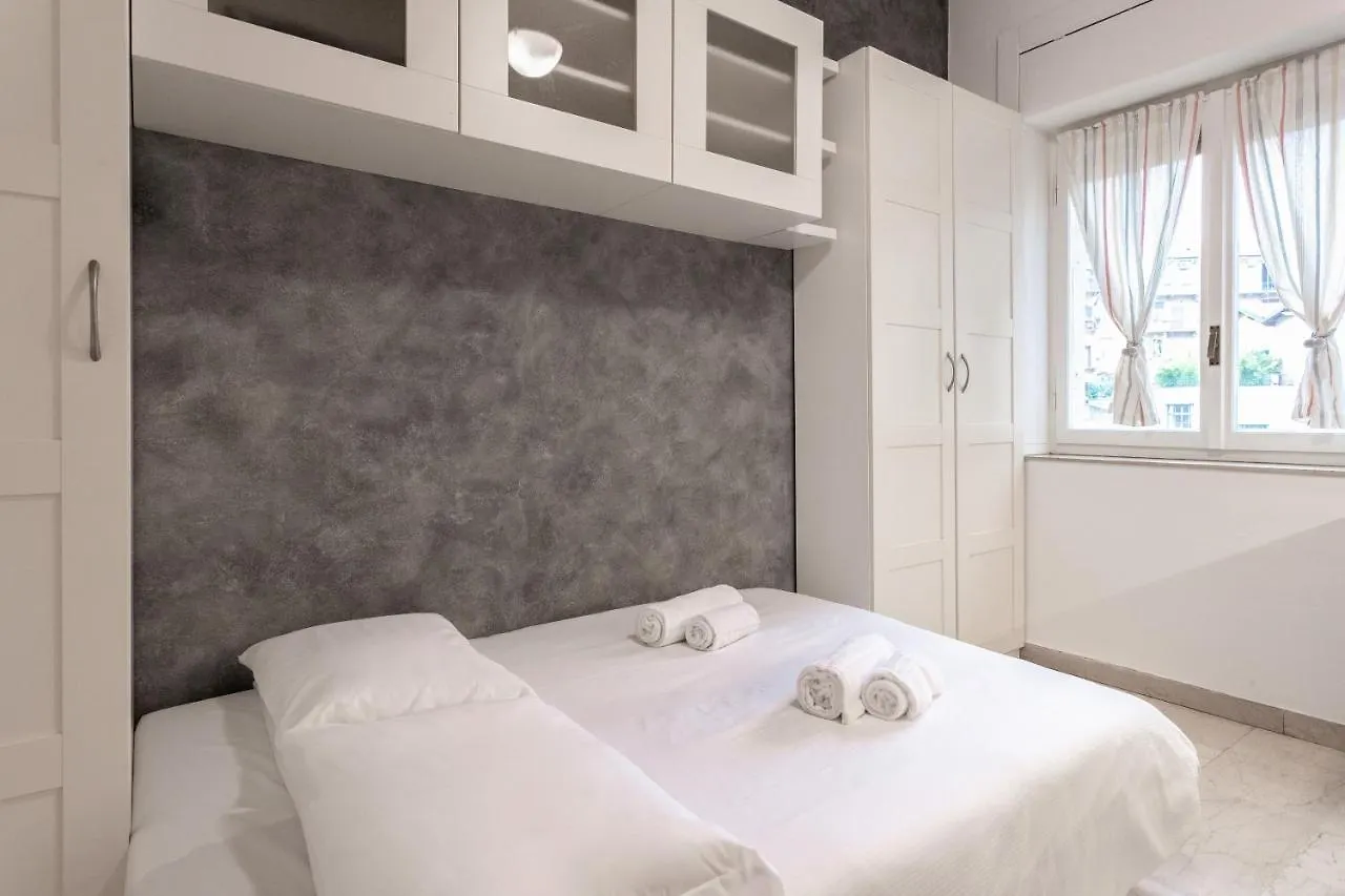 Luna Homes - Studio In Corso Sempione Milan