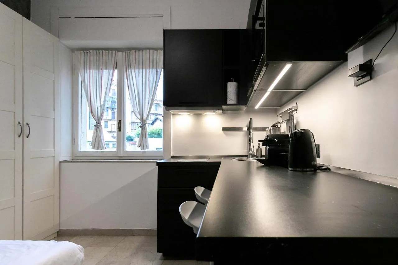 Apartment Luna Homes - Studio In Corso Sempione Milan Italy