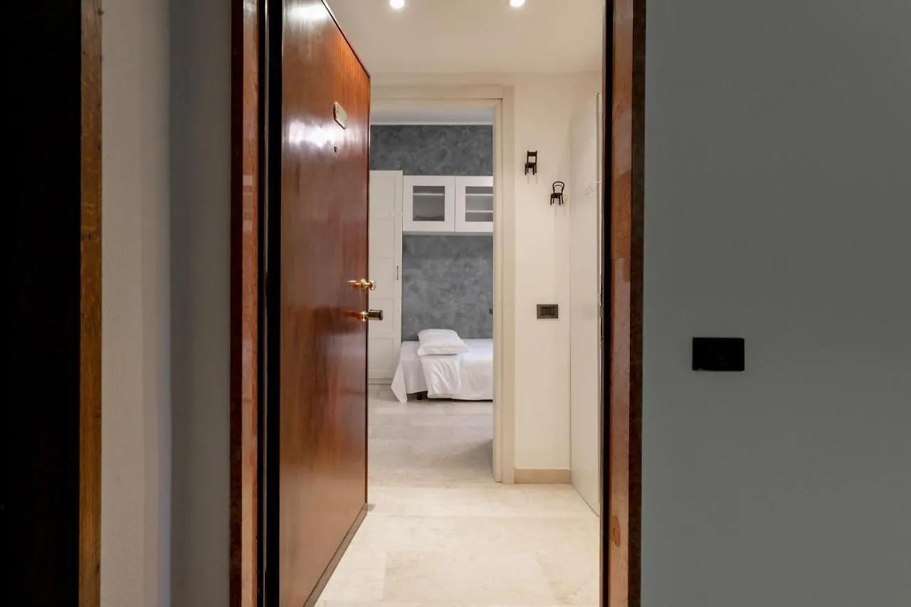 Luna Homes - Studio In Corso Sempione Milan Italy